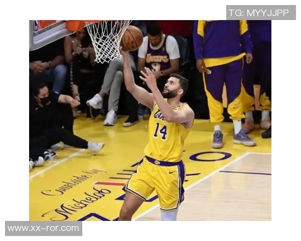 马克西表现出色两罚锁定胜局贡献28分6篮板9助攻助球队取得胜利